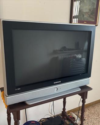 Televisore Samsung 32”