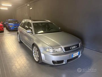 Audi A4 Rs4 Avant 2.7 v6 bi-turbo 381cv