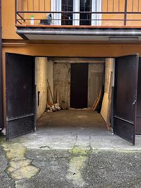 Garage in zona urago mella