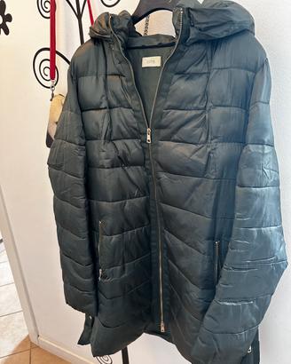 Piumino lungo verde militare da donna  Oltre
