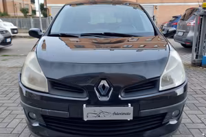 Renault Clio 1.2 16V 5 porte Le Iene