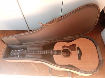 Chitarra Taylor AD17, come nuova.