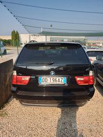 Auto BMW X5