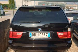 Auto BMW X5