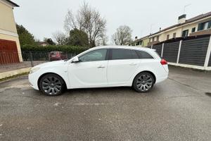 OPEL Insignia - 2010