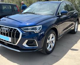 AUDI Q3 2° Serie 40 TDI quattro 200 CV anno 2022