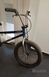Bici Mongoose BMX come nuova ruota 20