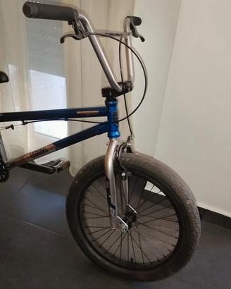 Bici Mongoose BMX come nuova ruota 20