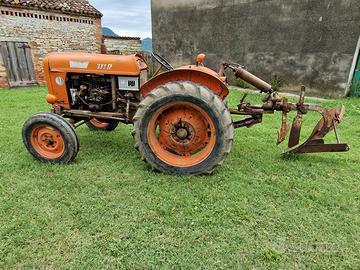 Trattore fiat 311R d'epoca