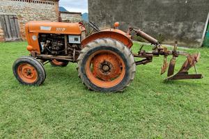 Trattore fiat 311R d'epoca