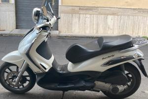 Piaggio Beverly 125