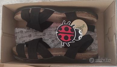 Sandali neri, taglia 39. Nuovi.