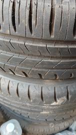 4 gomme  nuove 