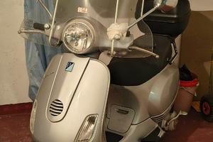 Vespa lx 150