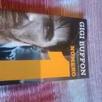 libro di Gianluigi buffon Numero 1