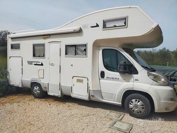 Camper mansardato