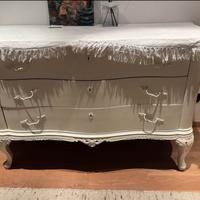 Cassettiera in stile shabby chic