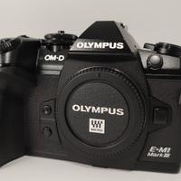 Olympus OM-D E-M1 III