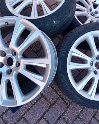 Cerchi 4, raggio 18 + 4 custodie protettive