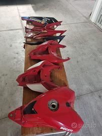 Serbatoio e altro per Ducati 748 - 998 - 1098