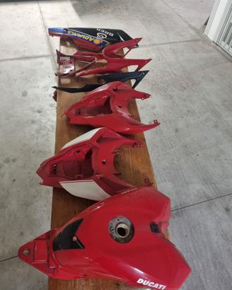 Serbatoio e altro per Ducati 748 - 998 - 1098