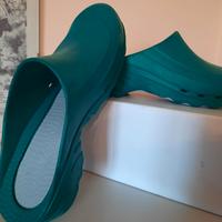 zoccoli sanitari unisex 42