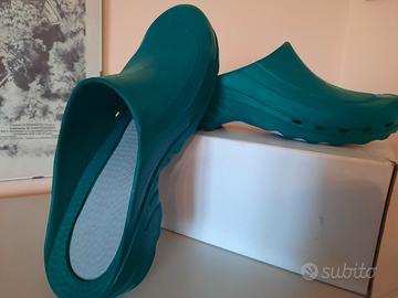 zoccoli sanitari unisex 42