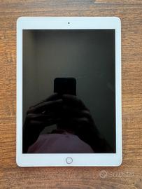 IPad Pro 9.7 con tastiera Apple