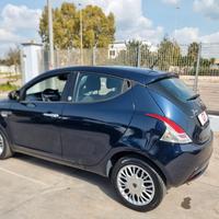 Lancia Ypsilon 1.2 69 CV 5 porte GPL Ecochic Gold
