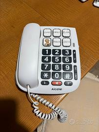 Telefono con tasti grandi