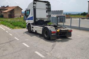 iveco stralis 440