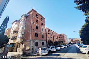 2 LOCALI A PALERMO