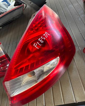 Fanale Faro Posteriore destro Ford Fiesta 2010