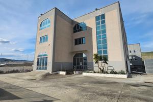 CAPANNONE D7 1.884 mq "pronto uso" | Uffici nuovi