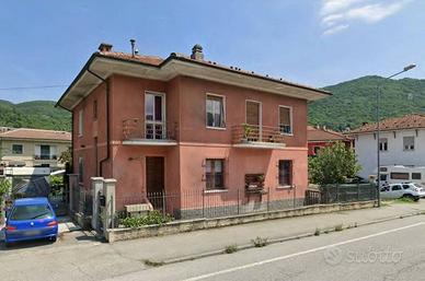 Immobile in asta di 161 m² con 3 locali a Villar P