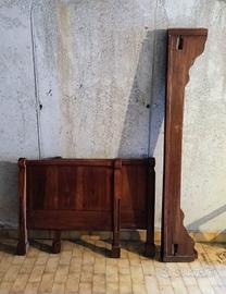 Letto in legno antico 