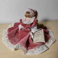 Bambola di porcellana 