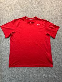 T-shirt Nike minimal rossa L