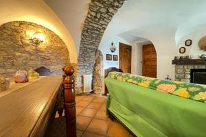 4 LOCALI A PERINALDO