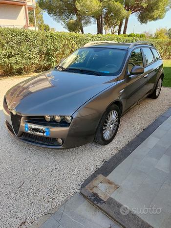 Alfa romeo 159 - 2006