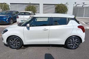 Suzuky Swift 1.2 ibrida Top