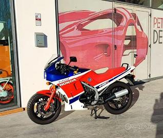 Honda VF 500 FII anno 1986