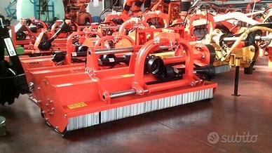 TRINCIA ERBA E SARMENTI MOD. TSH 220 NUOVO