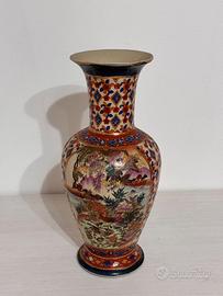 Vaso Orientale Decorato a Mano in Porcellana Polic