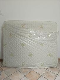 Materasso matrimoniale in memory