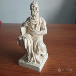 Statuetta di Mosè in resina R. Leoni dep. OTO Roma