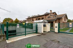 LIBERO SUBITO: 3 LOCALI, BOX DOPPIO E CANTINA!