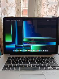 Macbook pro 15"  fine 2011