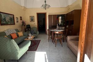 Vendesi bilocale + servizi