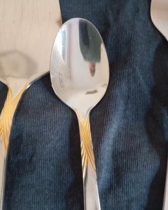 servizio posate con decorazione in oro zecchino 